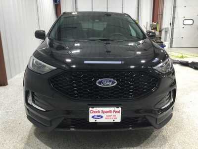 2024 Ford Edge, $33900. Photo 2