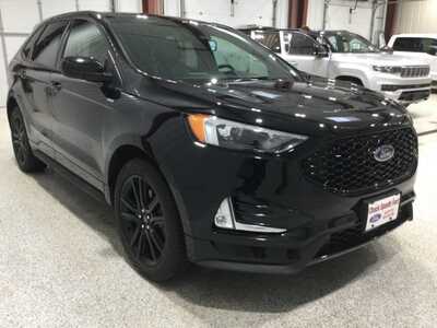 2024 Ford Edge, $33900. Photo 3