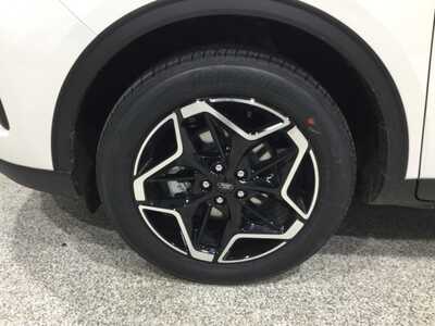 2026 Ford Escape, $40700. Photo 8