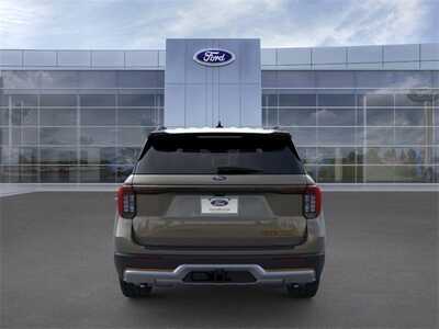 2026 Ford Explorer, $53680. Photo 5