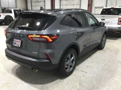 2026 Ford Escape, $36020. Photo 5