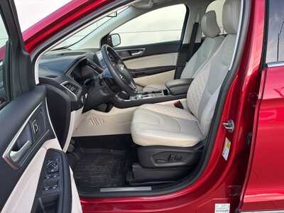 2024 Ford Edge, $35900. Photo 6