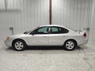 2005 Ford Taurus, $3900. Photo 7