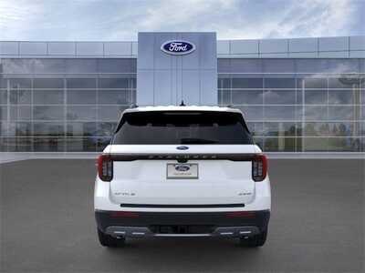 2026 Ford Explorer, $46852. Photo 5