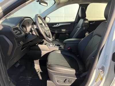 2025 Ford Escape, $32900. Photo 12