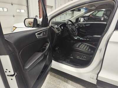 2019 Ford Edge, $17919. Photo 10