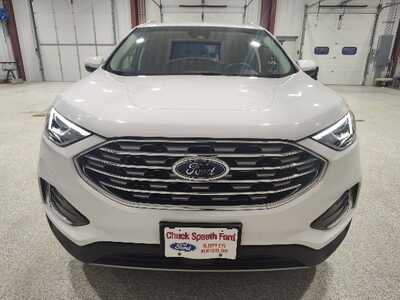 2019 Ford Edge, $17919. Photo 2