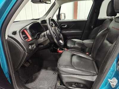 2021 Jeep Renegade, $17900. Photo 10