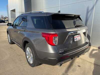 2021 Ford Explorer, $25921. Photo 5