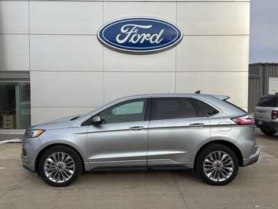 2022 Ford Edge, $21922. Photo 2