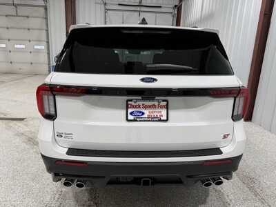 2026 Ford Explorer, $58651. Photo 6