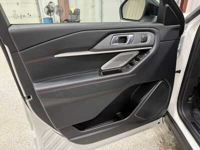 2026 Ford Explorer, $58651. Photo 9