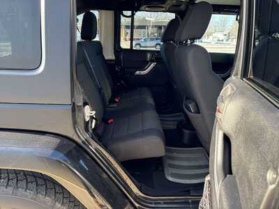 2012 Jeep Wrangler Unlimited, $10900. Photo 11