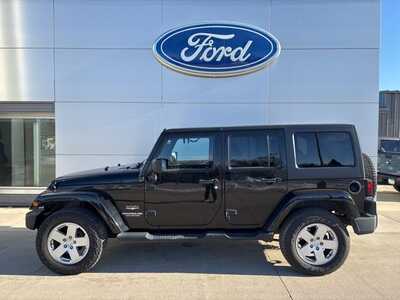 2012 Jeep Wrangler Unlimited, $10900. Photo 2