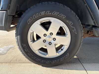 2012 Jeep Wrangler Unlimited, $10900. Photo 6