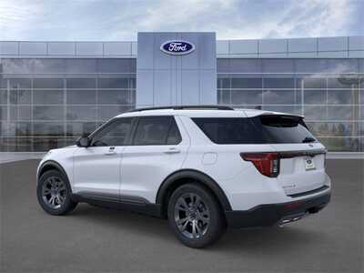 2026 Ford Explorer, $45262. Photo 4