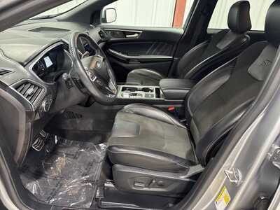 2021 Ford Edge, $24900. Photo 11