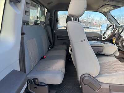 2012 Ford F250 Ext Cab, $12900. Photo 9