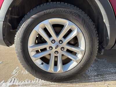 2014 Ford Explorer, $12500. Photo 6