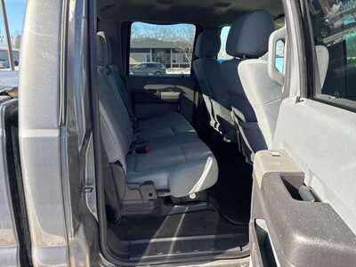 2013 Ford F350 Crew Cab, $25900. Photo 10