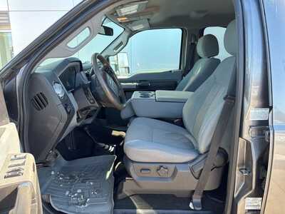 2013 Ford F350 Crew Cab, $25900. Photo 7