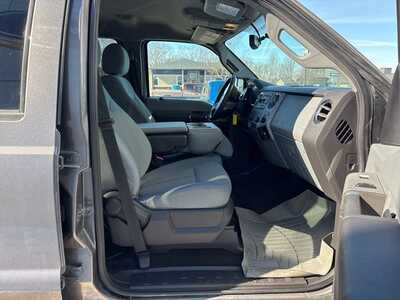2013 Ford F350 Crew Cab, $25900. Photo 9