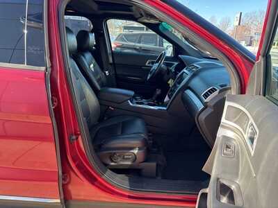 2014 Ford Explorer, $12500. Photo 11