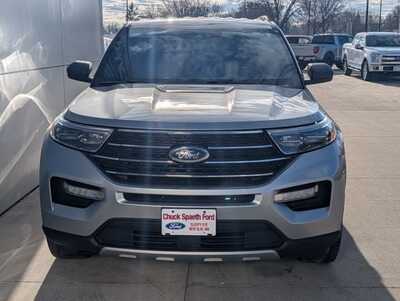 2020 Ford Explorer, $18900. Photo 6