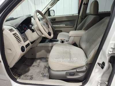 2012 Ford Escape, $3900. Photo 11