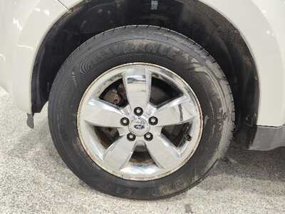 2012 Ford Escape, $3900. Photo 8