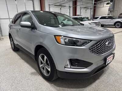 2024 Ford Edge, $31500. Photo 3