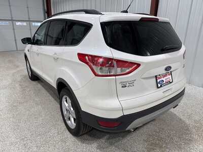 2014 Ford Escape, $17914. Photo 5
