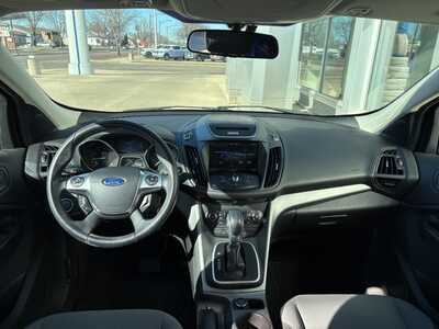 2014 Ford Escape, $9900. Photo 12