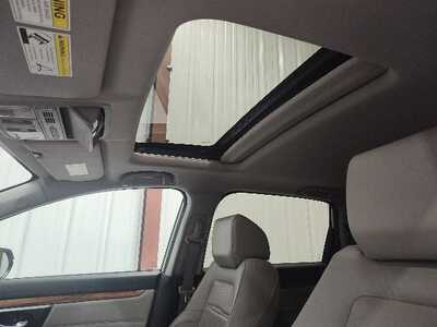 2019 Honda CR-V, $18500. Photo 12