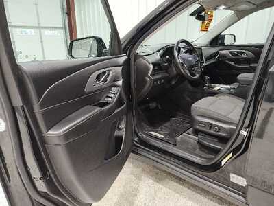 2020 Chevrolet Traverse, $21900. Photo 8