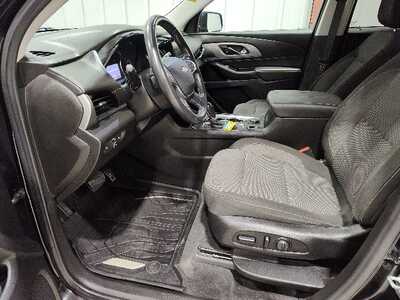 2020 Chevrolet Traverse, $21900. Photo 9