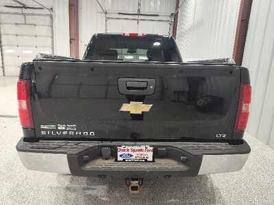 2011 Chevrolet 1500 Crew Cab, $7911. Photo 5