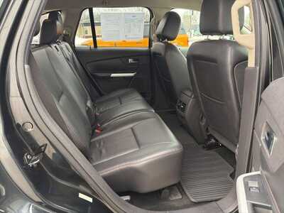 2013 Ford Edge, $8900. Photo 9