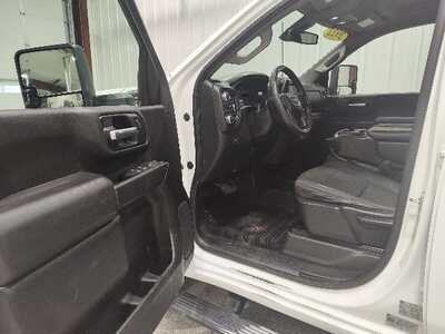 2022 GMC Sierra 3500HD, $33900. Photo 7