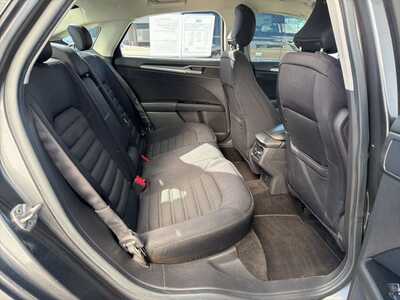 2015 Ford Fusion, $8900. Photo 9