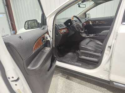 2013 Lincoln MKX, $8900. Photo 10