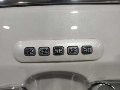 2013 Lincoln MKX, $8900. Photo 9