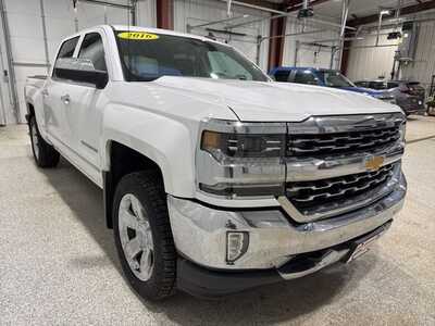 2016 Chevrolet 1500 Crew Cab, $18900. Photo 3