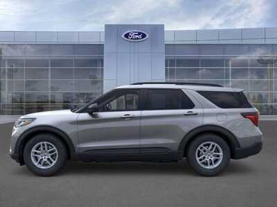 2026 Ford Explorer, $42560. Photo 3
