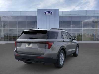 2026 Ford Explorer, $42560. Photo 8