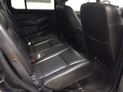 2006 Ford Explorer, $1900. Photo 12