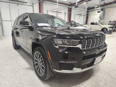 2023 Jeep Grand Cherokee L, $42000. Photo 3