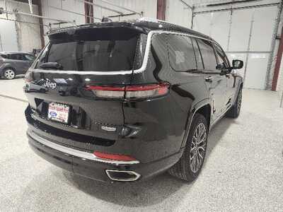 2023 Jeep Grand Cherokee L, $42000. Photo 4