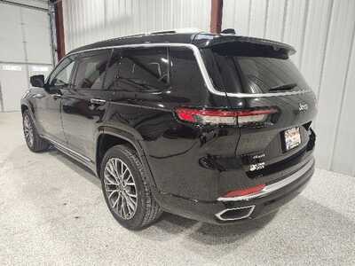 2023 Jeep Grand Cherokee L, $42000. Photo 6