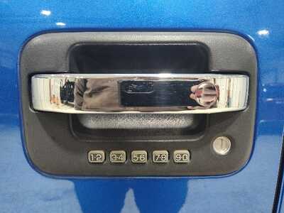 2014 Ford F150 Ext Cab, $12900. Photo 10